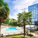 Novotel Poitiers Site Du Futuroscope 4*