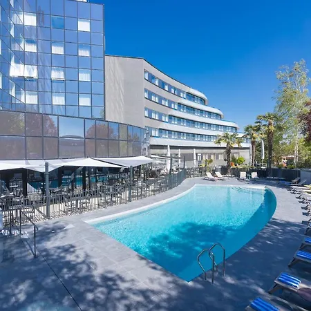 Novotel Poitiers Site Du Futuroscope فندق شاسنوي دي بويتو
