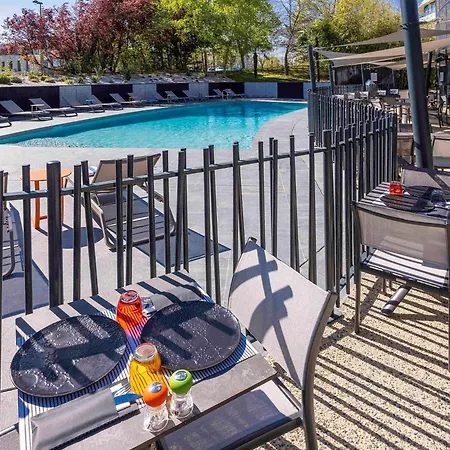 Hotel Novotel Poitiers Site Du Futuroscope