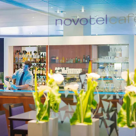 Novotel Poitiers Site Du Futuroscope 4*