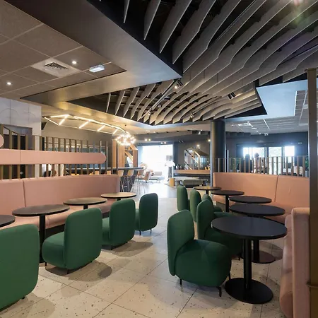 Novotel Poitiers Site Du Futuroscope 4* Чассенеуил-Ду-Поитоу