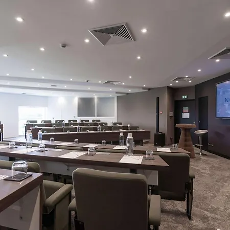 Hotel Novotel Poitiers Site Du Futuroscope