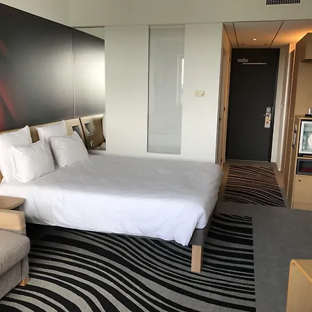 Novotel Poitiers Site Du Futuroscope 4* Чассенеуил-Ду-Поитоу