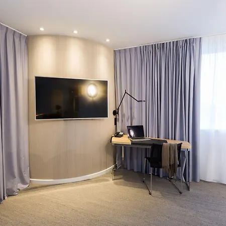 Отель Novotel Poitiers Site Du Futuroscope Чассенеуил-Ду-Поитоу