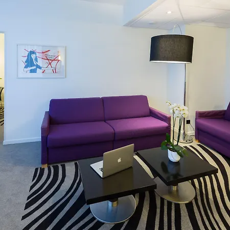 Novotel Poitiers Site Du Futuroscope فندق 4*