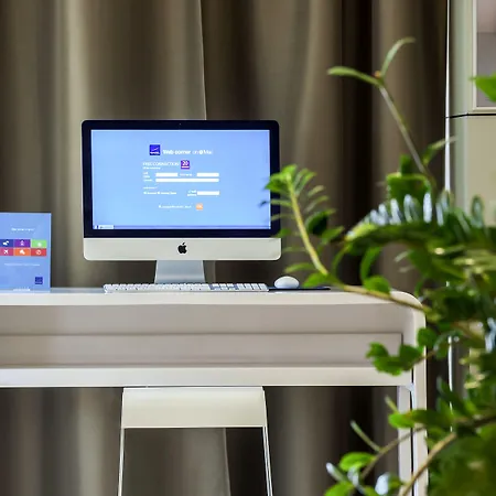 Hotel Novotel Poitiers Site Du Futuroscope 4*