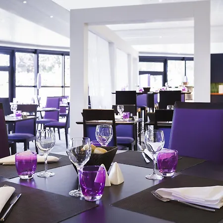 Novotel Poitiers Site Du Futuroscope 4*