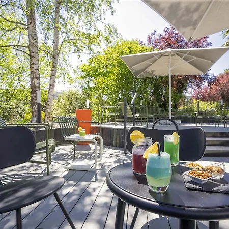 Hotel Novotel Poitiers Site Du Futuroscope 4*