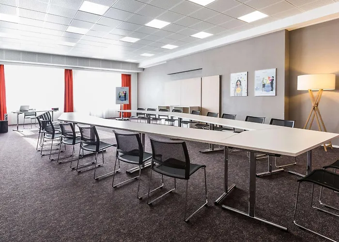 Novotel Poitiers Site Du Futuroscope 4*