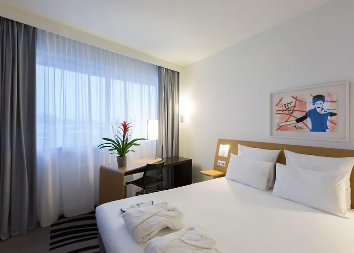 Novotel Poitiers Site Du Futuroscope Ξενοδοχείο 4*